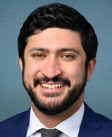 Rep. Greg Casar official portrait