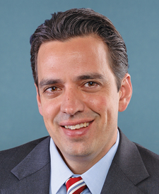 Official portrait of Tom Graves