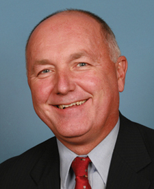 Portrait of Peter Hoekstra