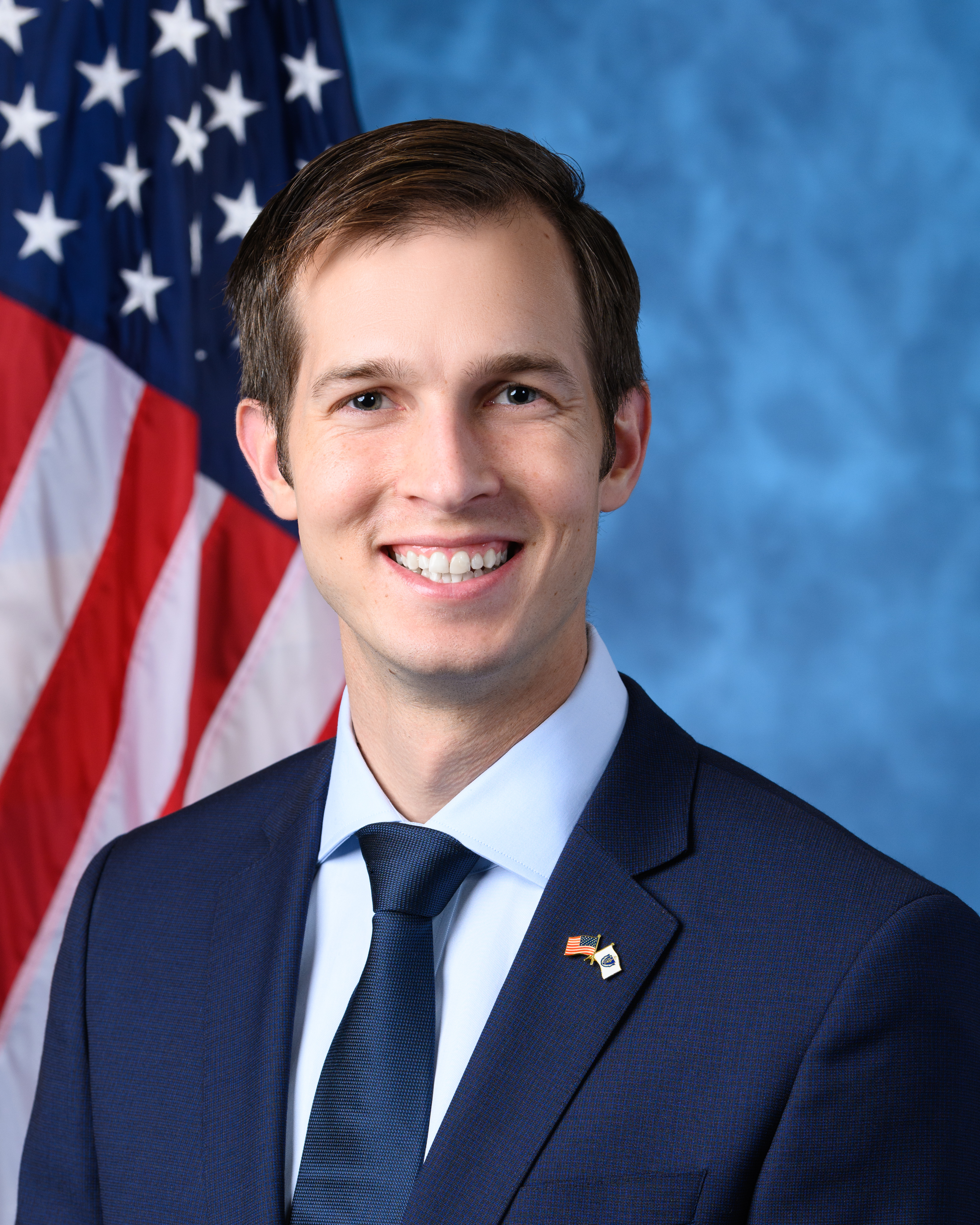 Rep. Auchincloss, Jake [D-MA-4]
